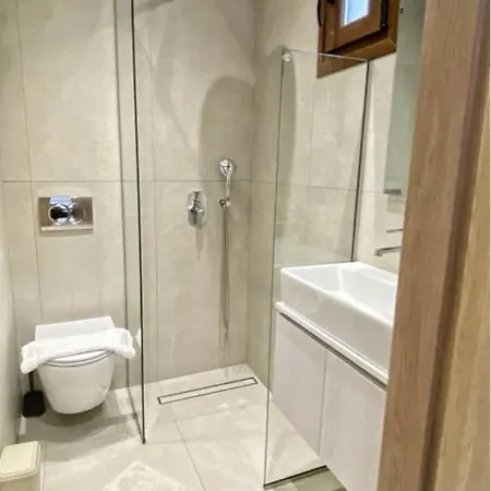 Apartahotel Livadi Nikiti (Sithonia)