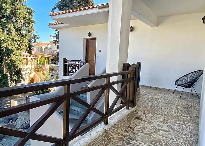 Apartahotel Livadi Nikiti (Sithonia)